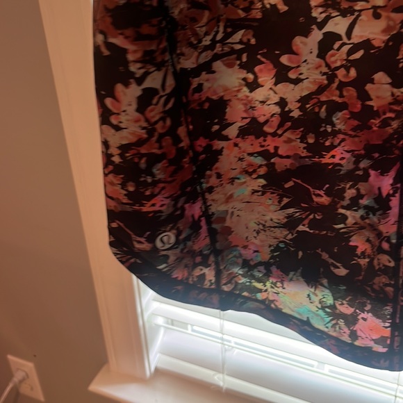 Lululeomen tank - Picture 4 of 4